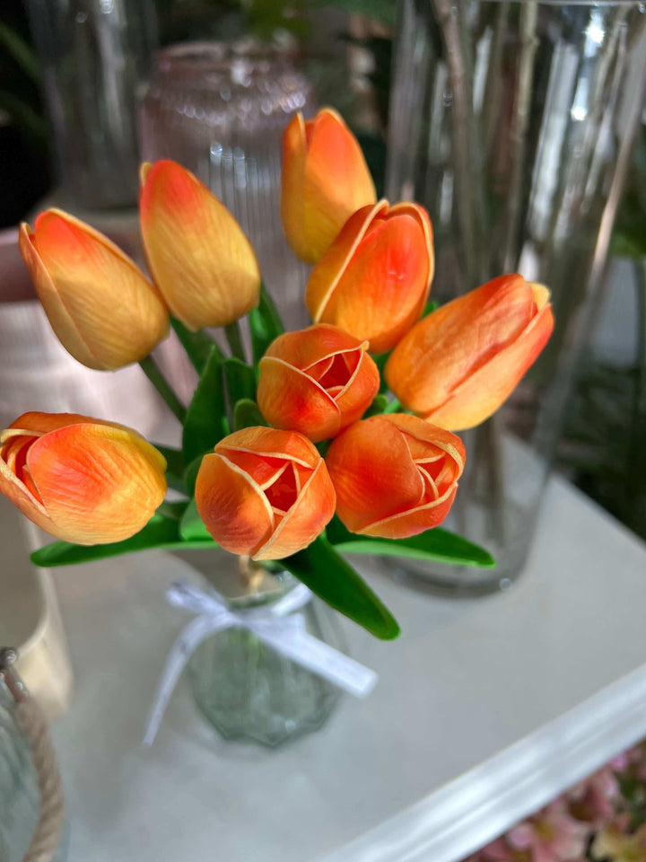 artificial tulip bunch