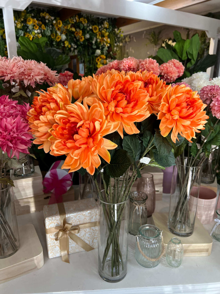 bunch of orange dahlias